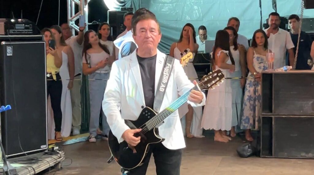 Amado Batista embala Réveillon na cidade de Sorriso